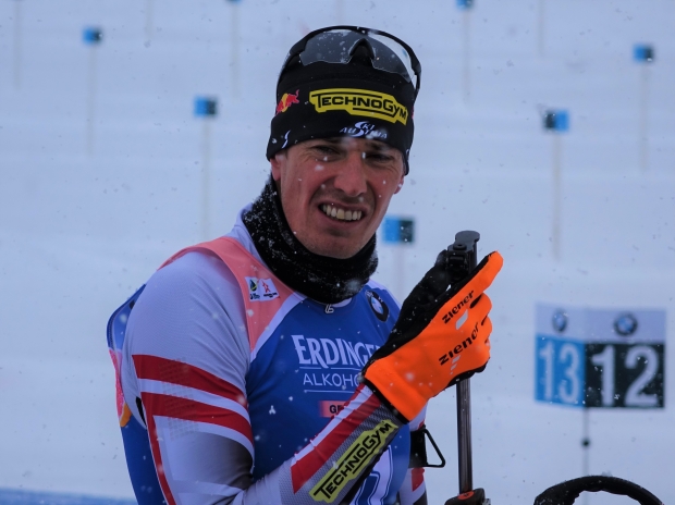 Eberhard najlepszy na finiszu biegu masowego w Kontiolahti